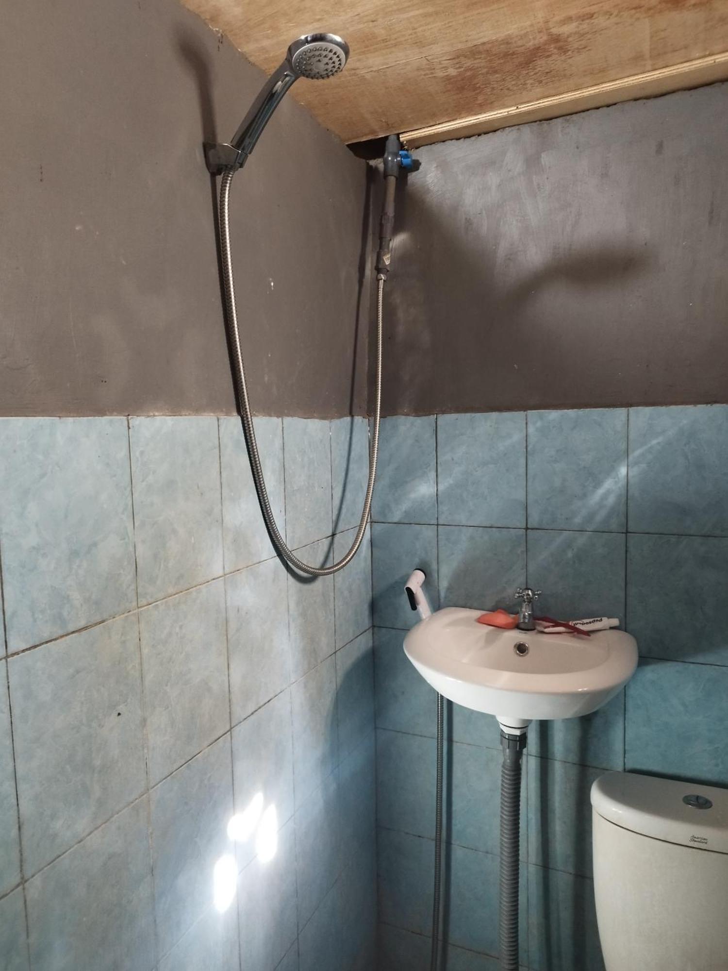 Agus Family Homestay Labuan Bajo Eksteriør bilde